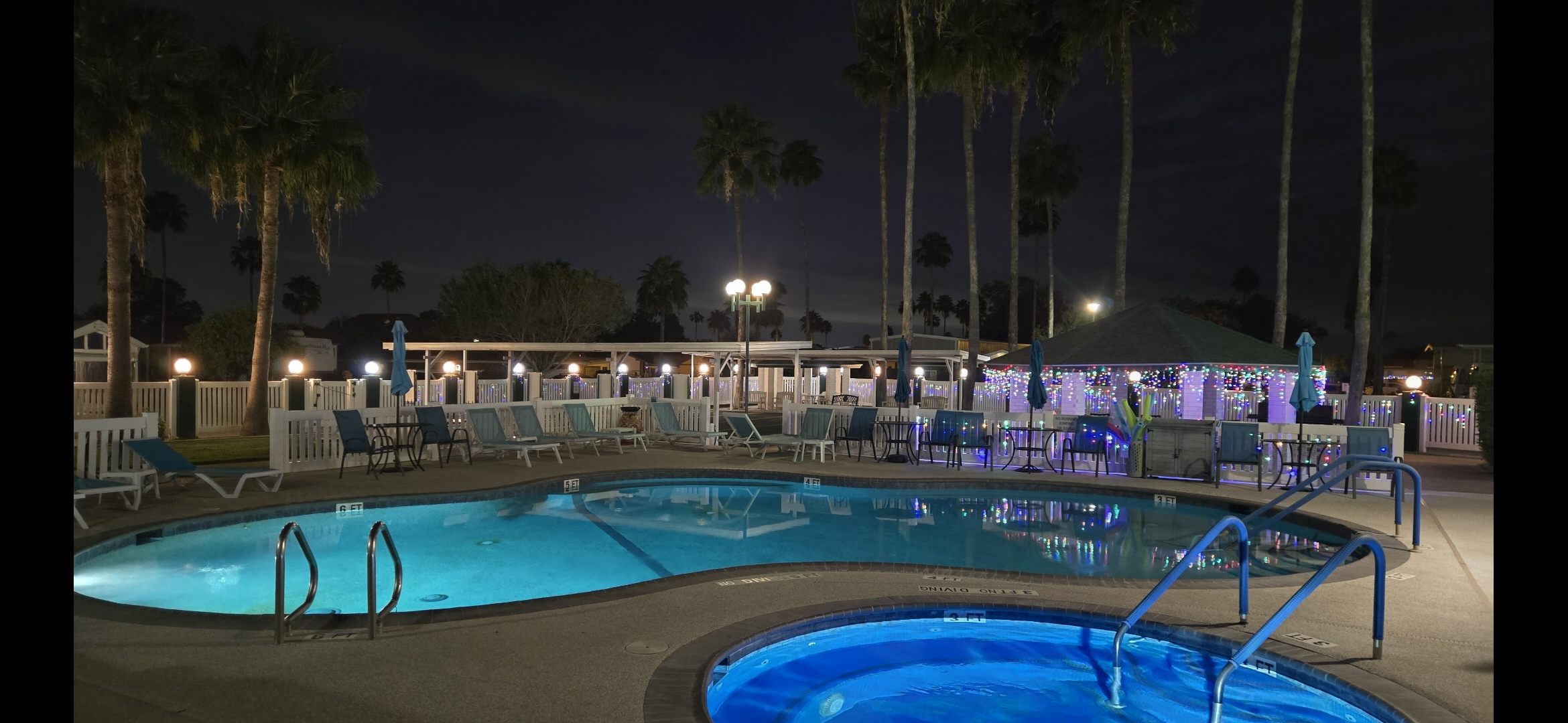 Pool2.jpg