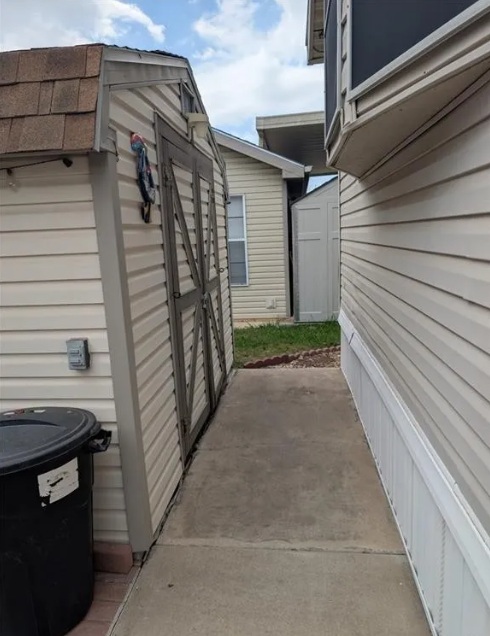 Lot 355