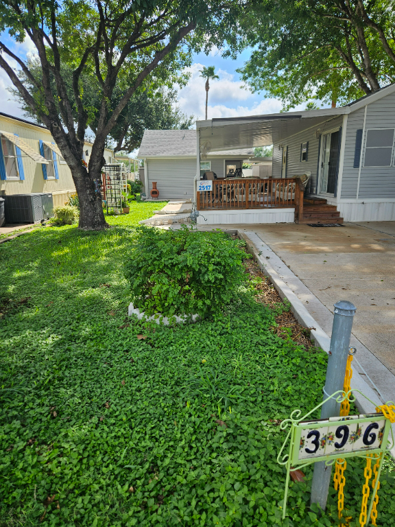 Lot 396